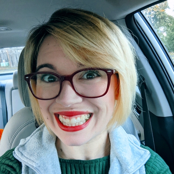 Meet your Posher, Annelies - Picture 1 of 1